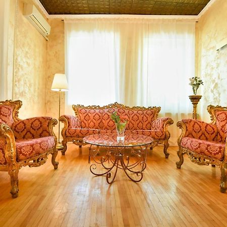 The Museum - Wonderful Super Central Apartment Βουκουρέστι Εξωτερικό φωτογραφία